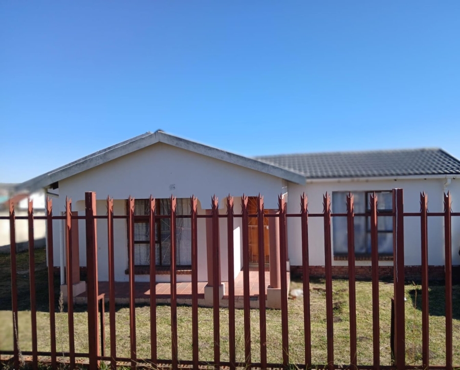 5 Bedroom Property for Sale in Club View Eastern Cape
